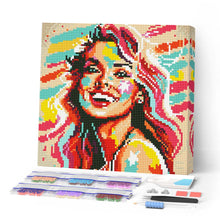 Laden Sie das Bild in den Galerie-Viewer, Mini Diamond Painting 25 x 25 cm - Schöne Blondine Pop Art