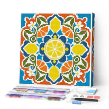 Laden Sie das Bild in den Galerie-Viewer, Mini Diamond Painting 25 x 25 cm Figured'Art - Zitrus-Mandala