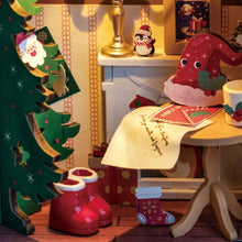 Laden Sie das Bild in den Galerie-Viewer, Miniaturhaus - Funkelndes Weihnachtsheim