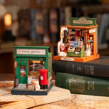Laden Sie das Bild in den Galerie-Viewer, Miniaturhaus - Postamt