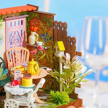 Laden Sie das Bild in den Galerie-Viewer, Miniaturhaus - Eleganter Tee Garten