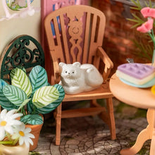 Laden Sie das Bild in den Galerie-Viewer, Miniaturhaus - Eleganter Tee Garten