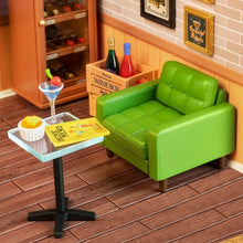 Laden Sie das Bild in den Galerie-Viewer, Miniaturhaus - Bar