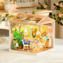 Laden Sie das Bild in den Galerie-Viewer, Miniaturhaus - Blühender Tee Garten