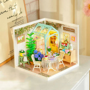 Miniaturhaus - Blühender Tee Garten