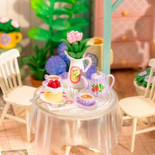 Laden Sie das Bild in den Galerie-Viewer, Miniaturhaus - Blühender Tee Garten