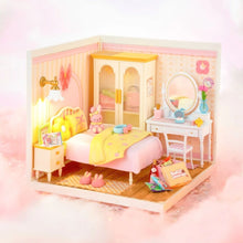 Laden Sie das Bild in den Galerie-Viewer, Miniaturhaus - Niedliches rosa Schlafzimmer Figured'Art