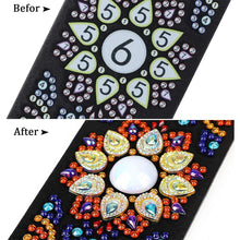 Laden Sie das Bild in den Galerie-Viewer, Lesezeichen Diamond Painting mit Blumen Mandala