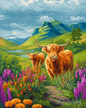 Laden Sie das Bild in den Galerie-Viewer, Malen nach Zahlen Figured'Art – Highland Cow blühende Hügel