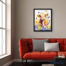 Laden Sie das Bild in den Galerie-Viewer, Highland Cow mit Schmetterlingen