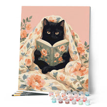 Laden Sie das Bild in den Galerie-Viewer, Schwarze Katze in Decken