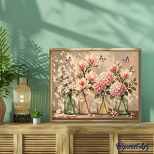 Laden Sie das Bild in den Galerie-Viewer, Magnolie und Schmetterlinge