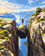 Laden Sie das Bild in den Galerie-Viewer, Malen nach Zahlen Figured'Art – Kjeragbolten, Norwegen