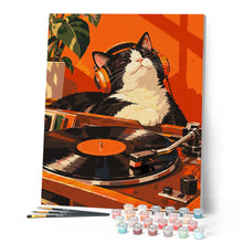 Laden Sie das Bild in den Galerie-Viewer, Retro-Katze groovt zu Vinyl