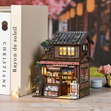 Laden Sie das Bild in den Galerie-Viewer, Miniaturhaus - Der Shōwa-Laden