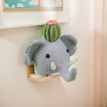 Laden Sie das Bild in den Galerie-Viewer, Amigurumi Häkelset - Elefant mit Kaktus