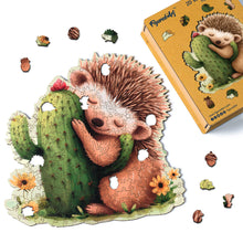 Laden Sie das Bild in den Galerie-Viewer, Holzpuzzle Erwachsene - Igel mit Kaktus