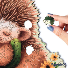 Laden Sie das Bild in den Galerie-Viewer, Holzpuzzle Erwachsene - Igel mit Kaktus