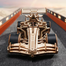 Laden Sie das Bild in den Galerie-Viewer, 3D Puzzle - Formel 1 Rennwagen