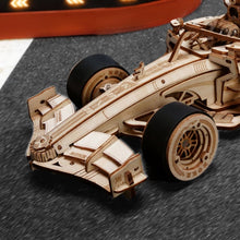 Laden Sie das Bild in den Galerie-Viewer, 3D Puzzle - Formel 1 Rennwagen