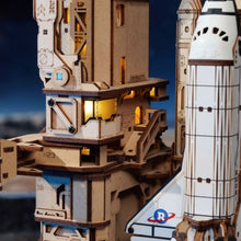 Laden Sie das Bild in den Galerie-Viewer, 3D Puzzle - Space Shuttle