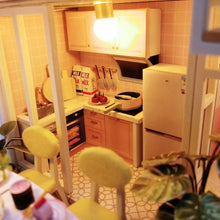 Laden Sie das Bild in den Galerie-Viewer, Miniaturhaus - Angenehmer Moment