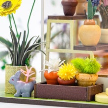Laden Sie das Bild in den Galerie-Viewer, Miniaturhaus - Oder Sonnige Blume
