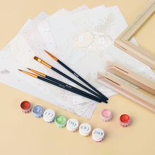 Laden Sie das Bild in den Galerie-Viewer, Mini Malen nach Zahlen 15x20 cm (6 Stück) - Botanisches Elixier