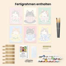 Laden Sie das Bild in den Galerie-Viewer, Mini Serie Malen nach Zahlen 15x20 cm (6 Stück) - Katzen in Teetassen