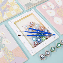 Laden Sie das Bild in den Galerie-Viewer, Malen nach Zahlen – 6-Leinwand-Set | Abstrakte Blumenvasen