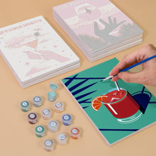 Laden Sie das Bild in den Galerie-Viewer, Mini Malen nach Zahlen 15x20cm (6 Stück) - Schicke Cocktail-Poster