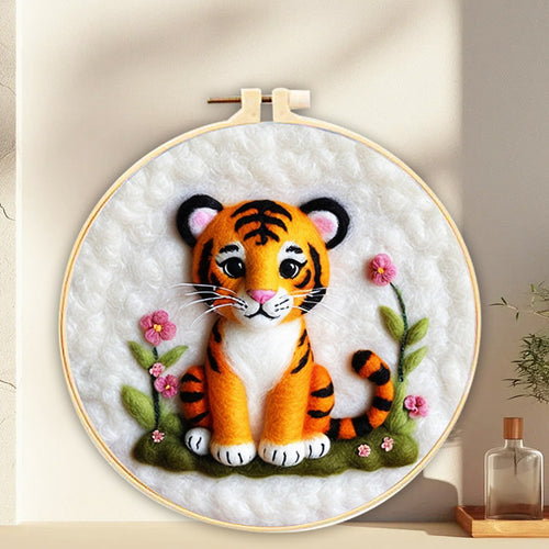 Nadelfilzen Needle Felting - Kleiner Tigerjunges