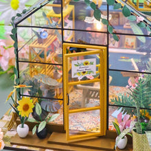 Laden Sie das Bild in den Galerie-Viewer, Miniaturhaus - Sonniges Gewächshaus