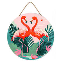 Laden Sie das Bild in den Galerie-Viewer, Malen nach Zahlen auf Holzscheibe - Tropische Flamingos