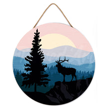 Laden Sie das Bild in den Galerie-Viewer, Malen nach Zahlen auf Holzscheibe - Majestätischer Hirsch und Landschaft