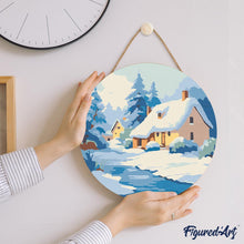 Laden Sie das Bild in den Galerie-Viewer, Malen nach Zahlen auf Holzscheibe - Winterhäuschen