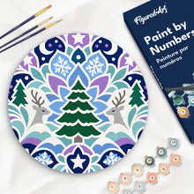 Laden Sie das Bild in den Galerie-Viewer, Malen nach Zahlen Figured'Art – Malen nach Zahlen auf Holzscheibe - Weihnachts-Mandala