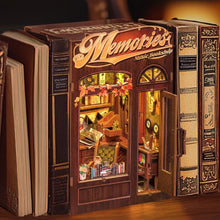 Laden Sie das Bild in den Galerie-Viewer, Book Nook - Buchhandlung Musik &amp; Erinnerungen