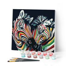 Laden Sie das Bild in den Galerie-Viewer, Mini Malen nach Zahlen mit Rahmen 20x20cm - Buntes Zebrapaar