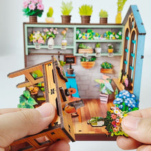 Laden Sie das Bild in den Galerie-Viewer, Miniaturhaus - Ecke des Blumenladens