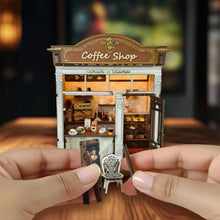 Laden Sie das Bild in den Galerie-Viewer, Miniaturhaus - Das Café der Begegnung