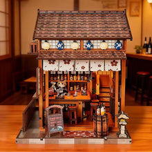 Laden Sie das Bild in den Galerie-Viewer, Miniaturhaus - Sakura Sake Bar Figured'Art