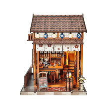 Laden Sie das Bild in den Galerie-Viewer, Miniaturhaus - Sakura Sake Bar