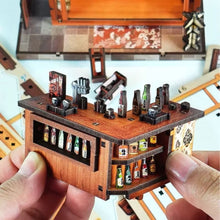 Laden Sie das Bild in den Galerie-Viewer, Miniaturhaus - Sakura Sake Bar
