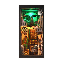 Laden Sie das Bild in den Galerie-Viewer, Book Nook - Das Haus des Zauberers