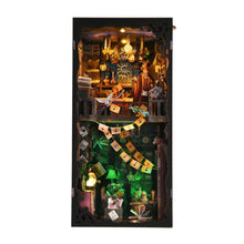 Laden Sie das Bild in den Galerie-Viewer, Book Nook - Magische Höhle