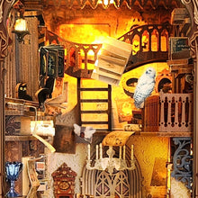 Laden Sie das Bild in den Galerie-Viewer, Book Nook - Magische Welt