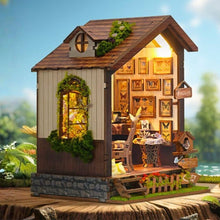 Laden Sie das Bild in den Galerie-Viewer, Book Nook - Schmetterlingshaus Figured'Art