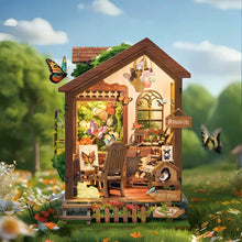 Laden Sie das Bild in den Galerie-Viewer, Book Nook - Schmetterlingshaus