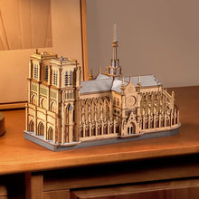 Laden Sie das Bild in den Galerie-Viewer, 3D Puzzle - Kathedrale von Paris